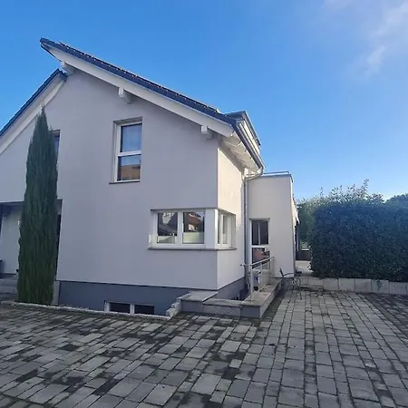 Schoene Souterrain Wohnung Riegel Eksteriør billede